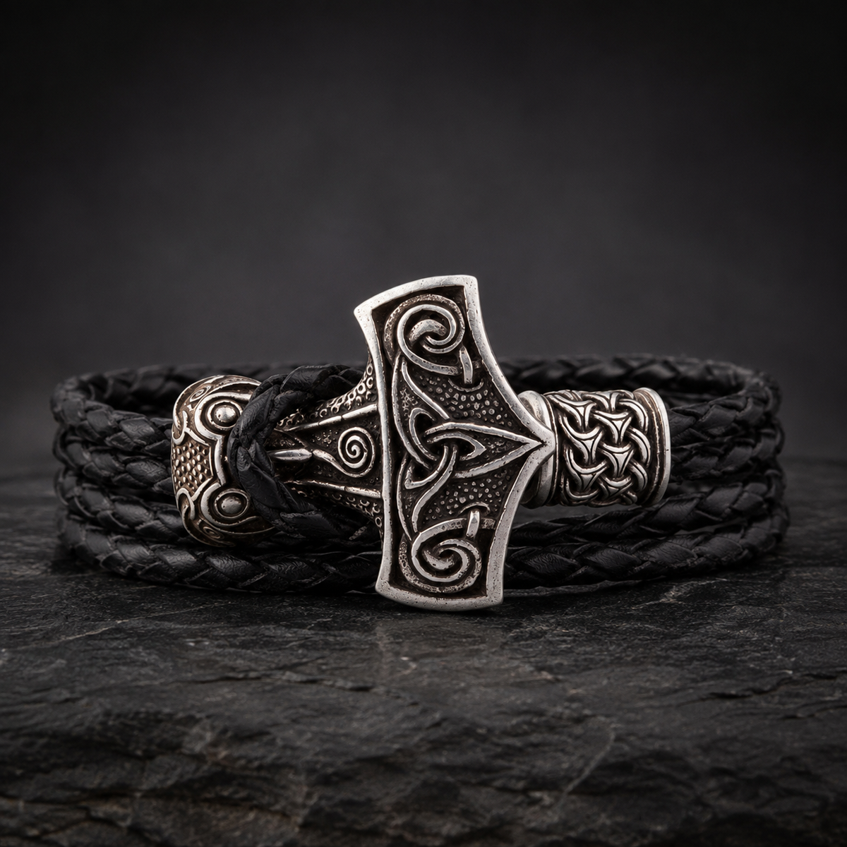 ロバートワーナー　ブレスレット Leather Viking Bracelet With Mjolnir Silvered Bronze - Northlord-PK