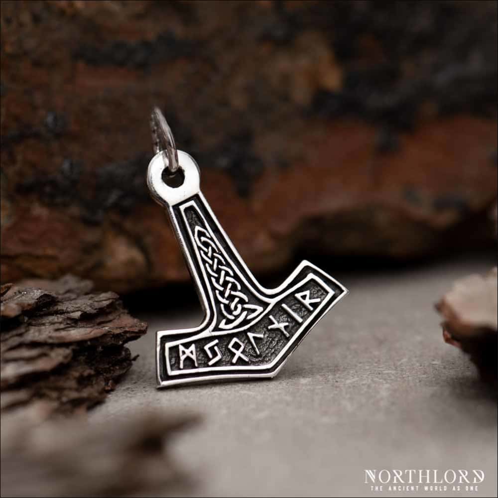 Derfor Nebu retort Small Thor's Hammer Pendant With Runes Sterling Silver - Northlord