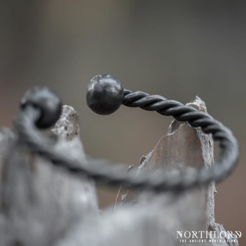 Hand-forged Viking Bracelet made of steel - Northlord (2)