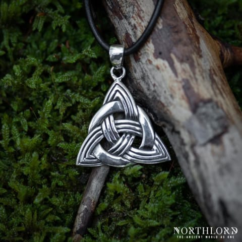 Silver Celtic Pendant With Triquetra - Northlord (5)