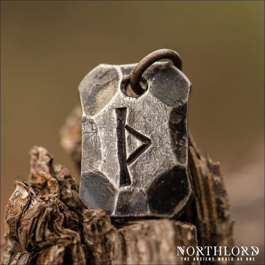 Thurisaz Rune Pendant Hand - Forged - Northlord