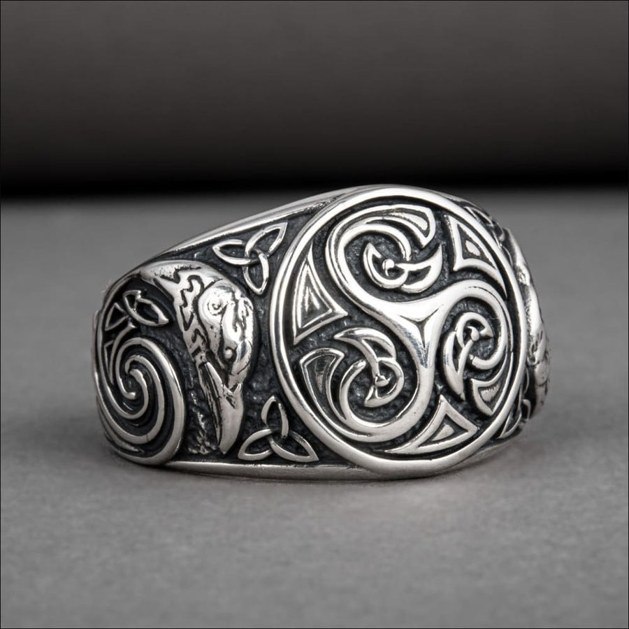 Triskelion Ring With Ravens Sterling Silver - Northlord-VK