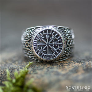 Viking Ring With Vegvisir and Thor’s Hammer Sterling Silver - Northlord